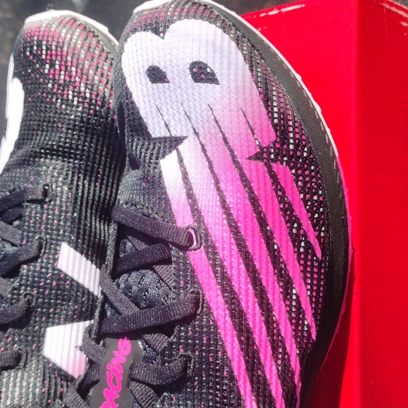 New Balance Women's Racing Spikeless Running Shoes - Picture 6 of 6